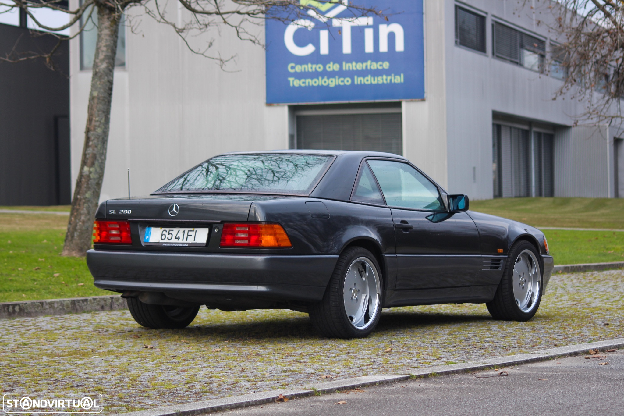 Mercedes-Benz SL 280 Standard - 7