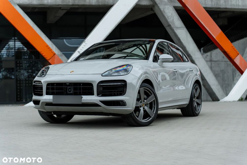 Porsche Cayenne S - 1