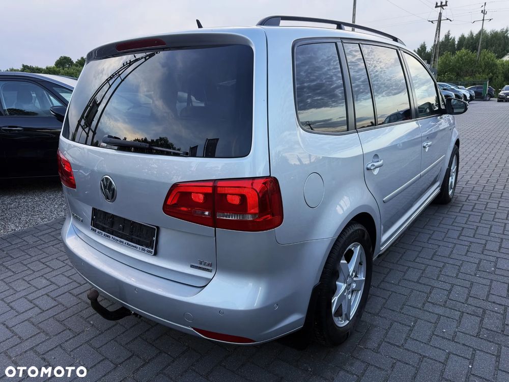 Volkswagen Touran 1.6 TDI DPF BlueMotion Technology DSG MATCH - 4