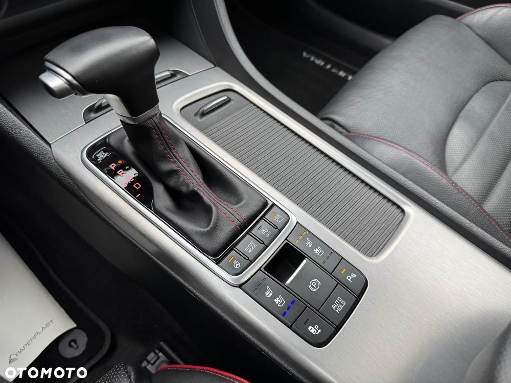 Kia Optima Sportagon 1.6 T-GDI DCT OPF GT Line - 34