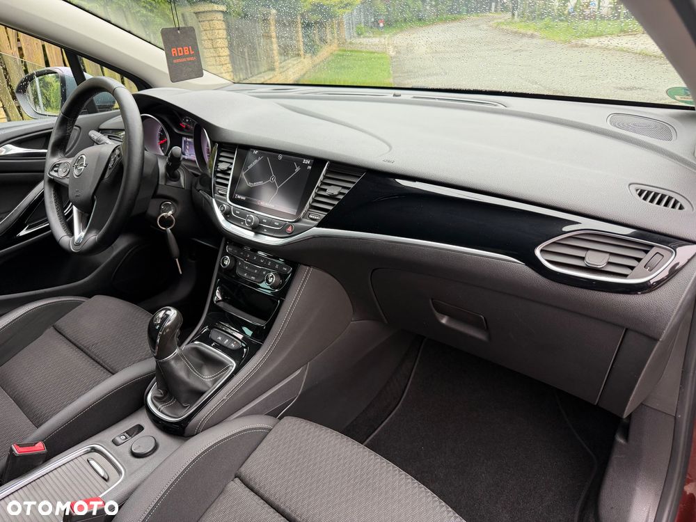 Opel Astra 1.4 Turbo Dynamic - 29