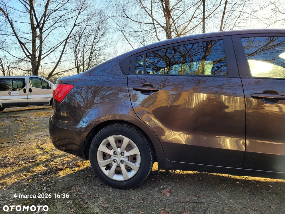 Kia Rio 1.2 M - 26