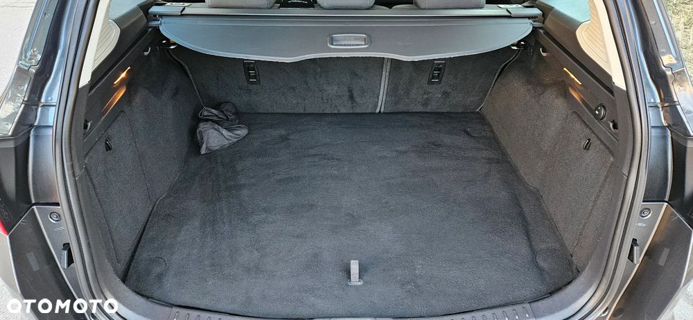 Ford Focus 1.0 EcoBoost Titanium - 38