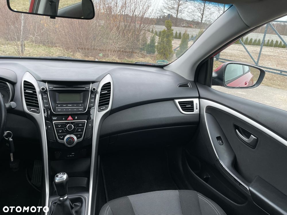 Hyundai i30 1.6 CRDi BlueDrive Classic - 13