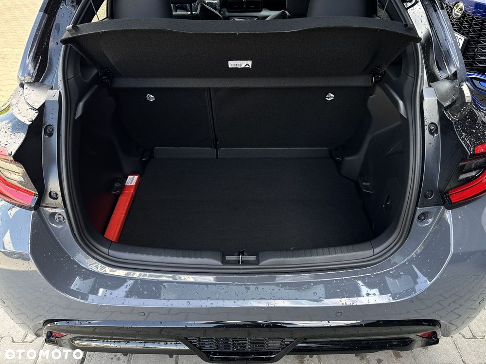 Toyota Yaris - 31