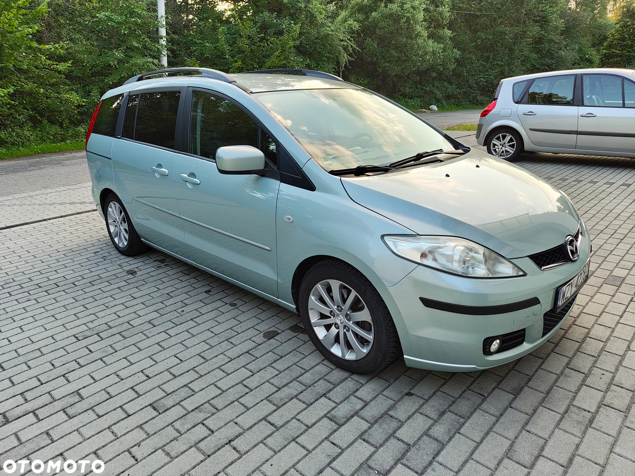 Mazda 5 2.0 Active - 15
