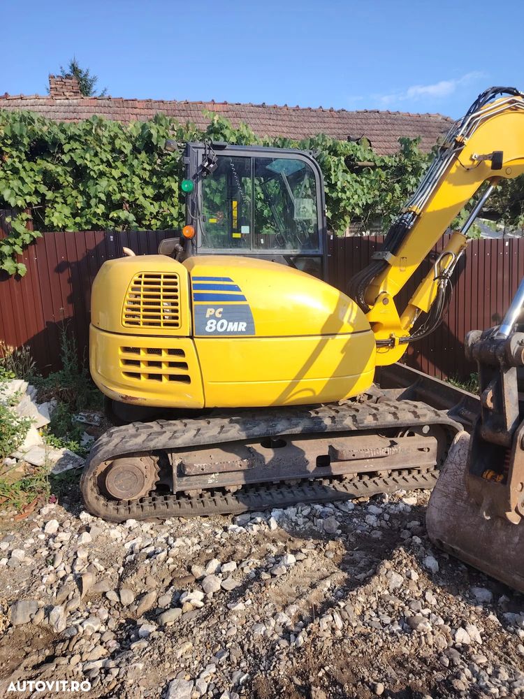 Komatsu PC80 - 1