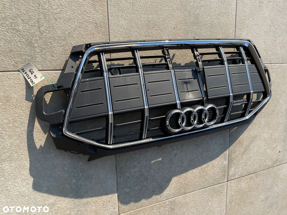 Grill atrapa Audi A4  B9 8W0853651. - 2