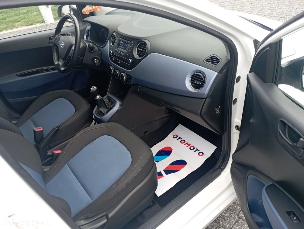 Hyundai i10 1.2 Fifa World Cup Edition - 15