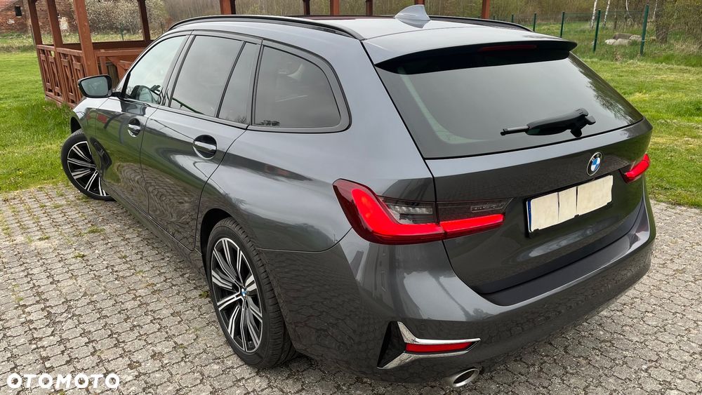 BMW Seria 3 320d Luxury Line Purity sport - 6
