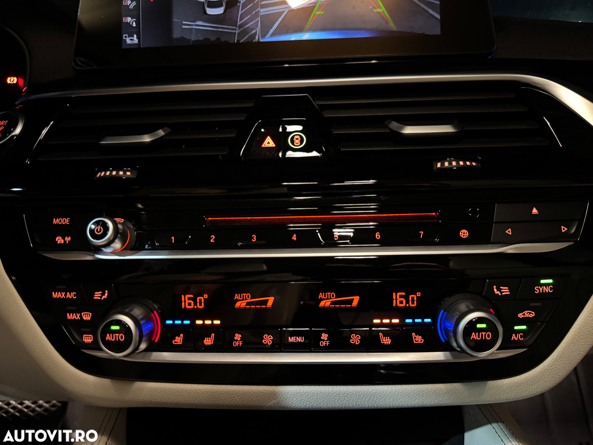 BMW Seria 5 530i xDrive AT - 16