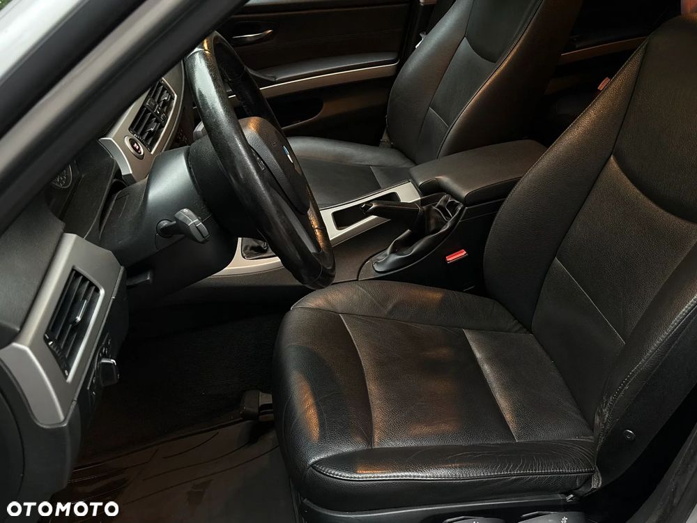 BMW Seria 3 - 18