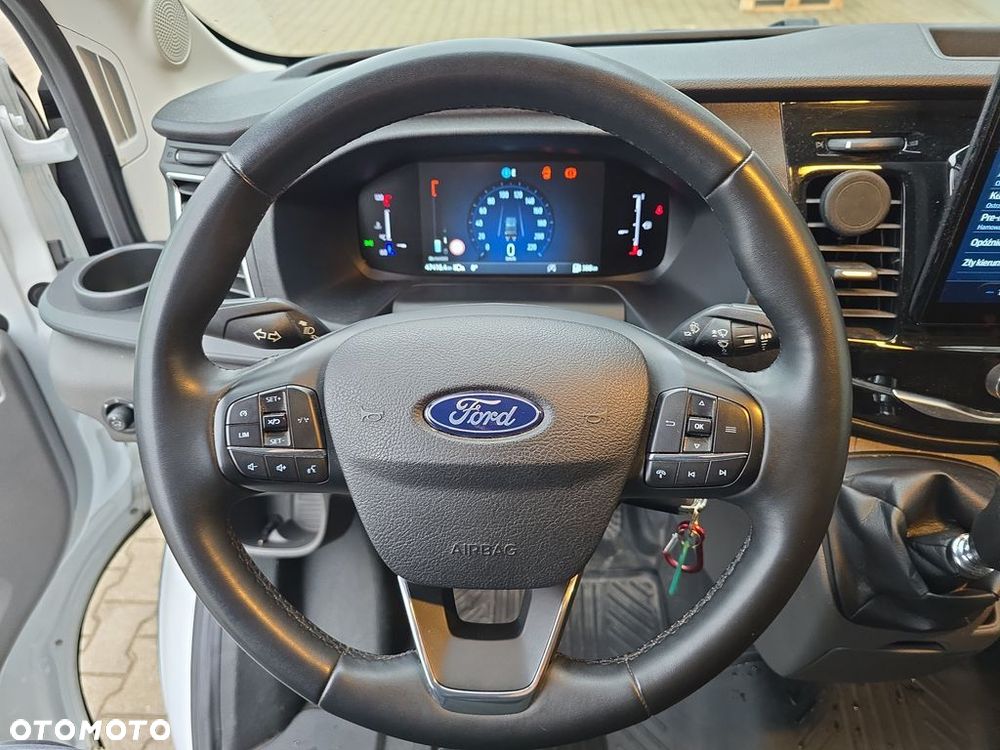 Ford Transit - 16