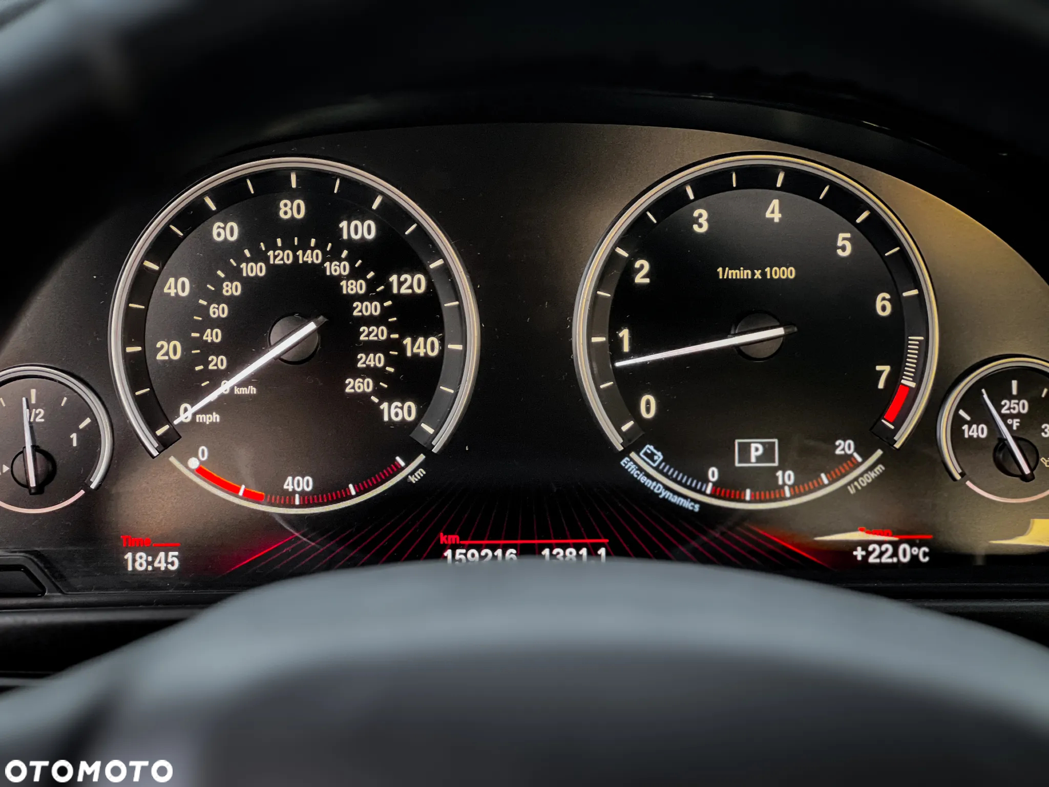 BMW Seria 5 528i xDrive Luxury Line - 13