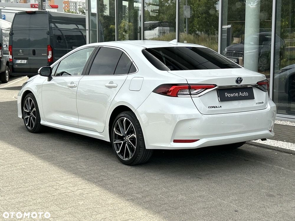 Toyota Corolla 1.8 Hybrid Executive - 3