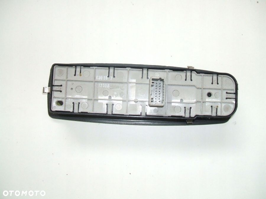 RENAULT MEGANE III SCENIC III przełącznik podnoszenia szyb lewy przód - 2