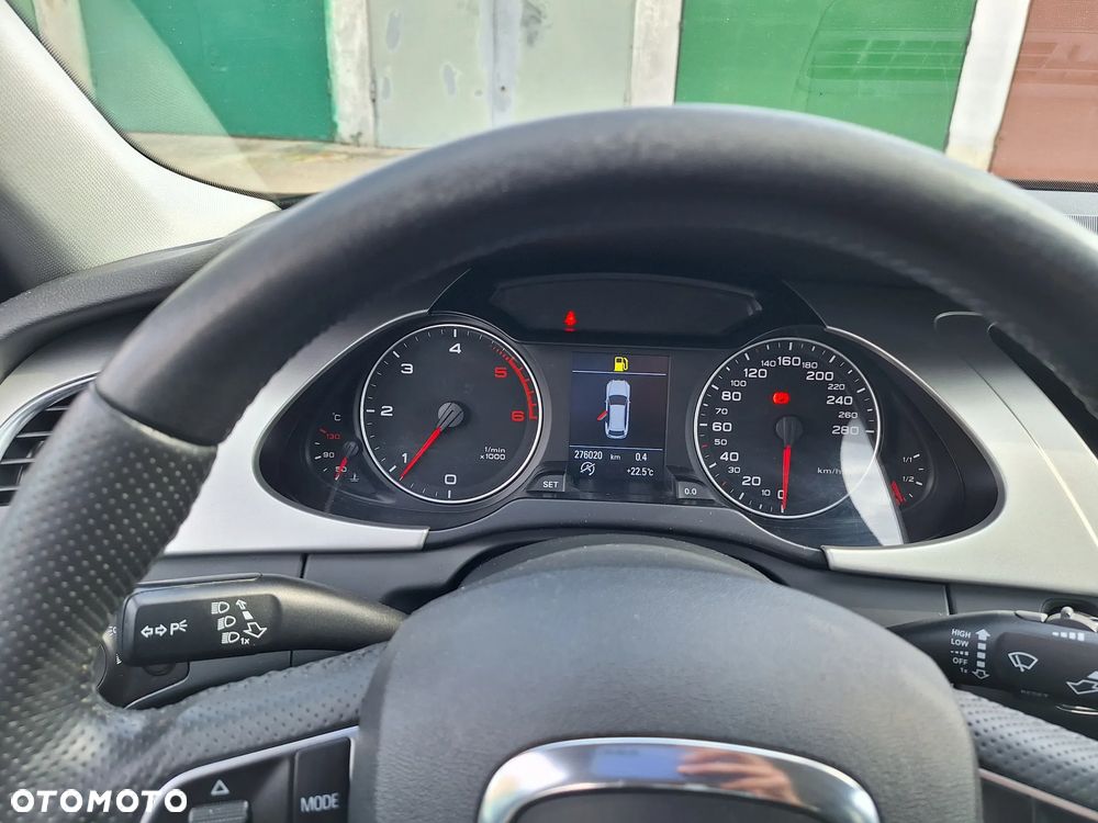 Audi A4 Avant 2.0 TDI DPF Ambiente - 14