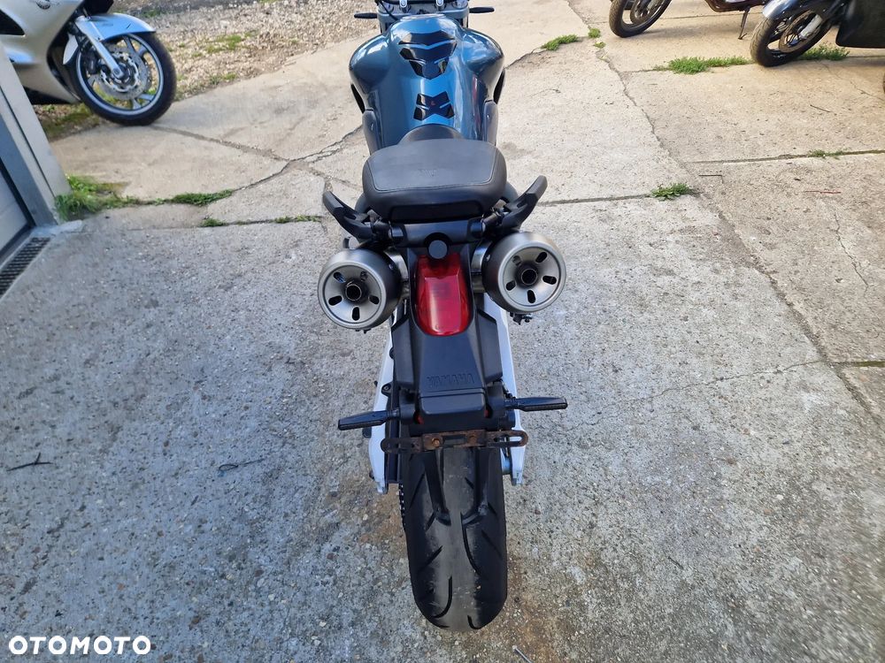 Yamaha MT - 6