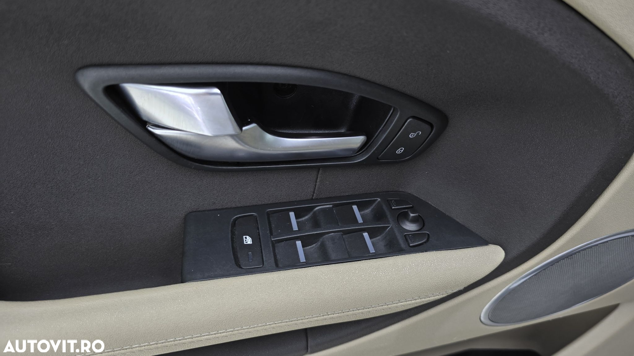 Land Rover Range Rover Evoque - 11