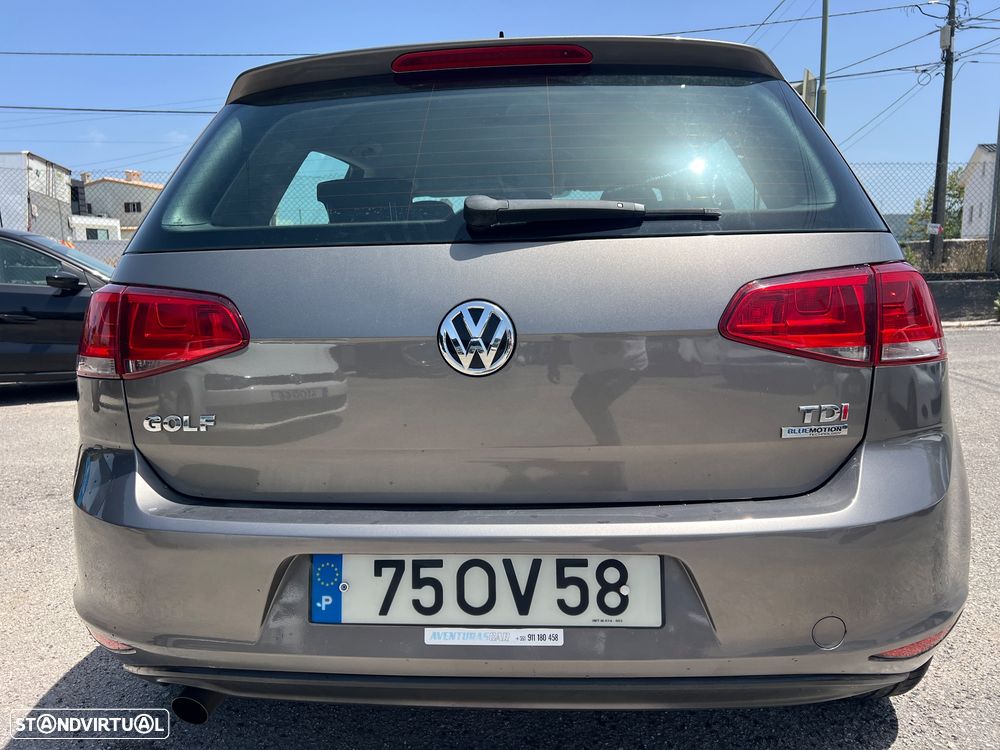 VW Golf 1.6 TDi Trendline DSG - 8