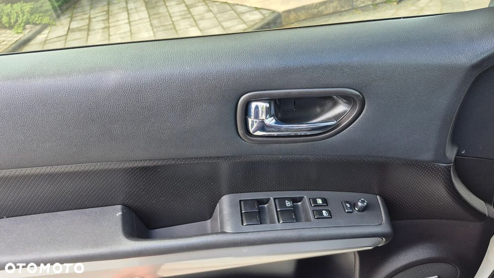 Nissan X-Trail 2.0 dCi 4x4 DPF Automatik Platinum - 10