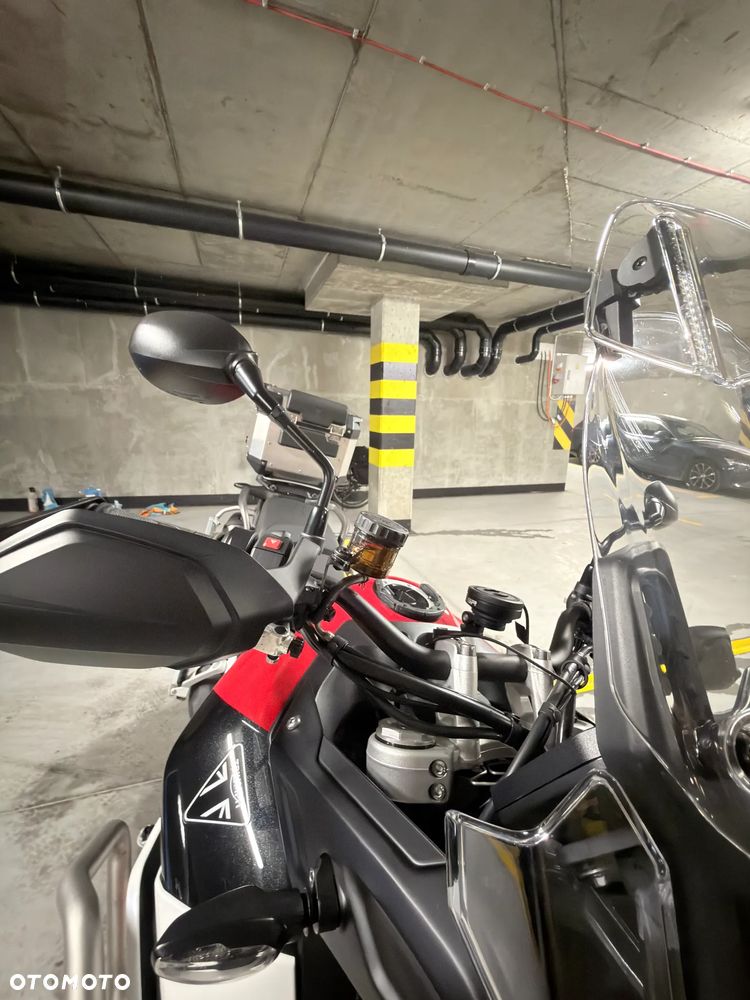 Triumph Tiger - 3