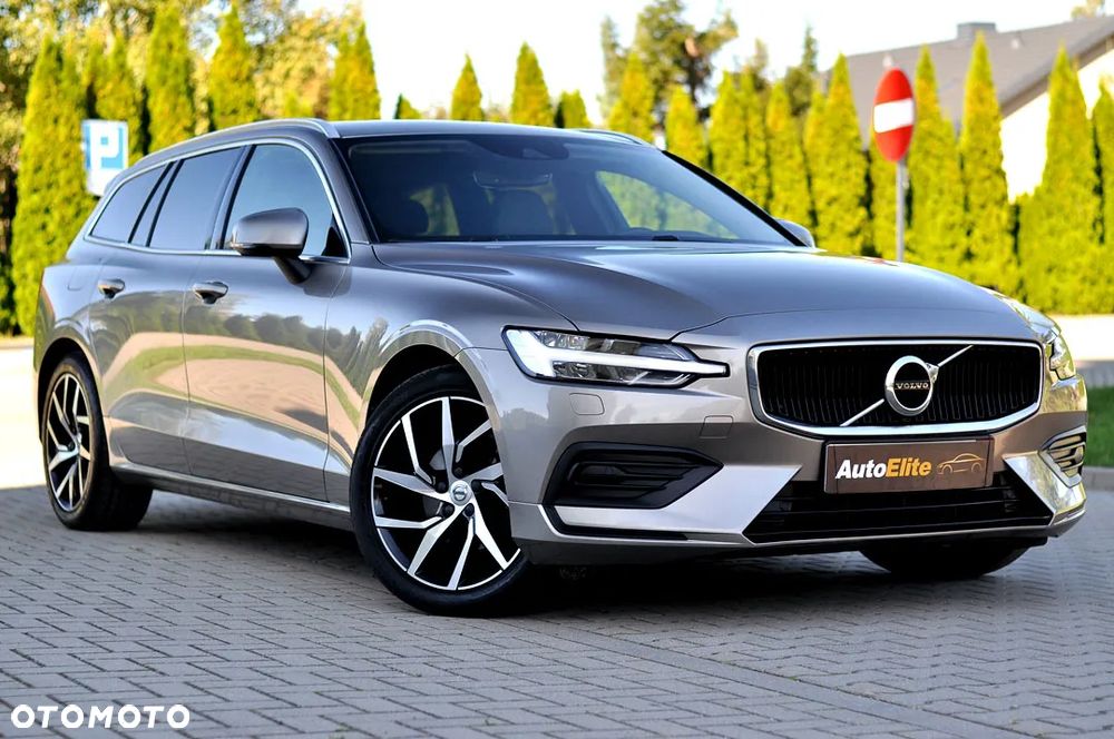 Volvo V60 D4 Momentum Pro - 2