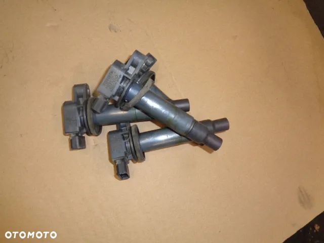 CEWKA CEWKI ZAPŁONOWE TOYOTA YARIS 1.0  ,1.3 - 1