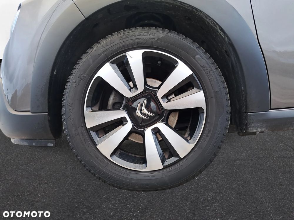 Citroën C3 1.2 PureTech Shine - 10