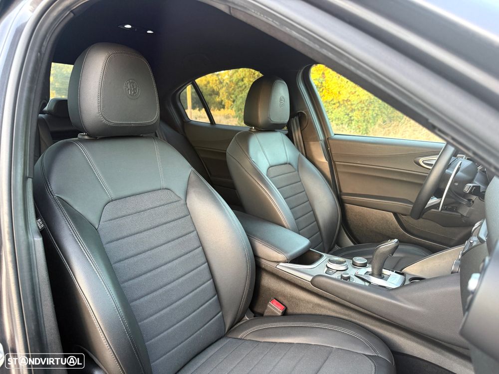 Alfa Romeo Giulia 2.2 D Super AT8 - 9