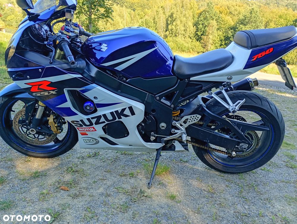 Suzuki GSX-R - 4