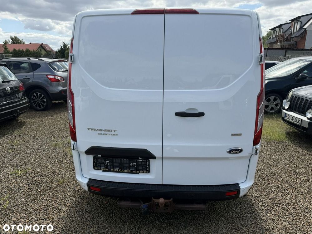Ford Transit Custom - 11