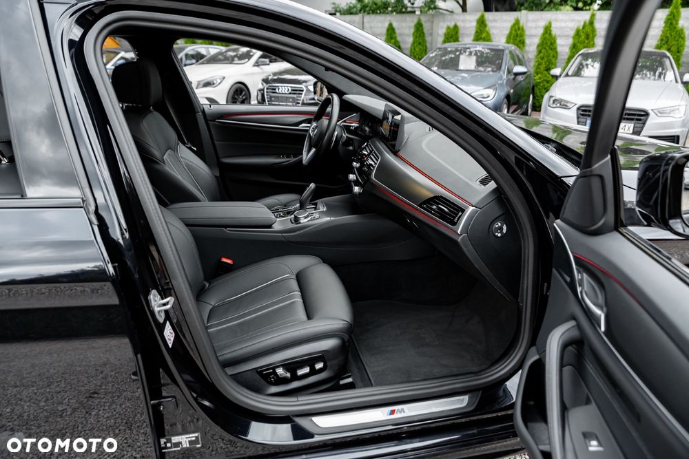 BMW Seria 5 520d Touring Sport Line - 26
