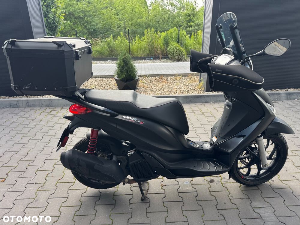 Piaggio Medley - 5