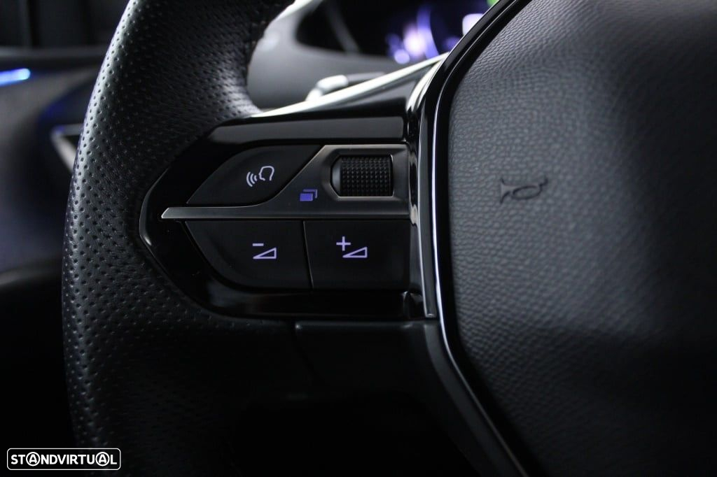 Peugeot 3008 1.5 BlueHDi GT EAT8 - 21