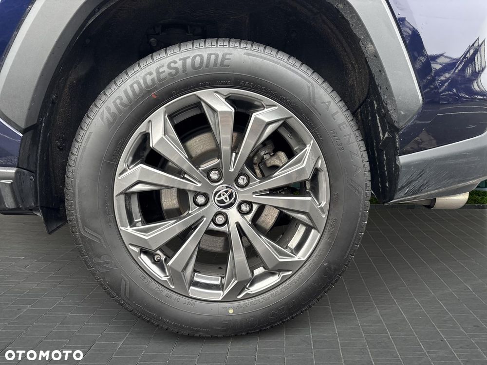 Toyota RAV4 - 18