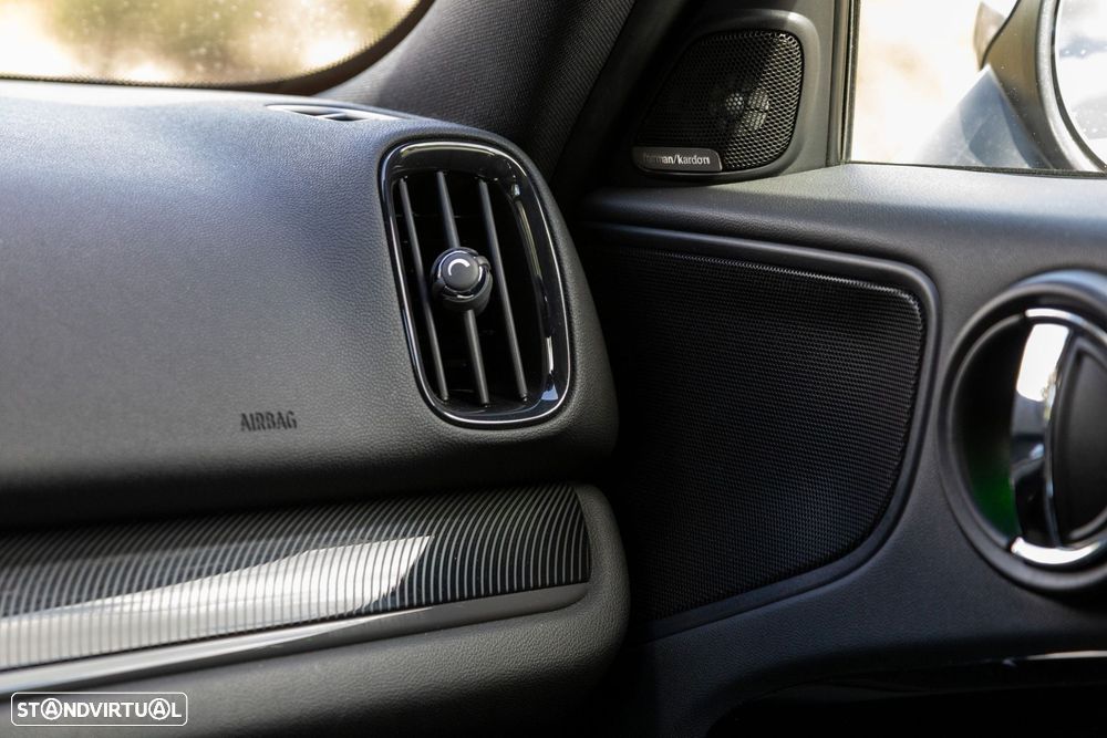 MINI Countryman Cooper SE ALL4 Auto - 14