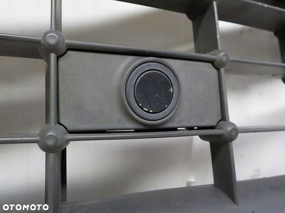 FORD C-MAX I CMAX MK1 LIFT GRILL KRATKA ATRAPA ZDERZAKA ŚRODKOWA - 6