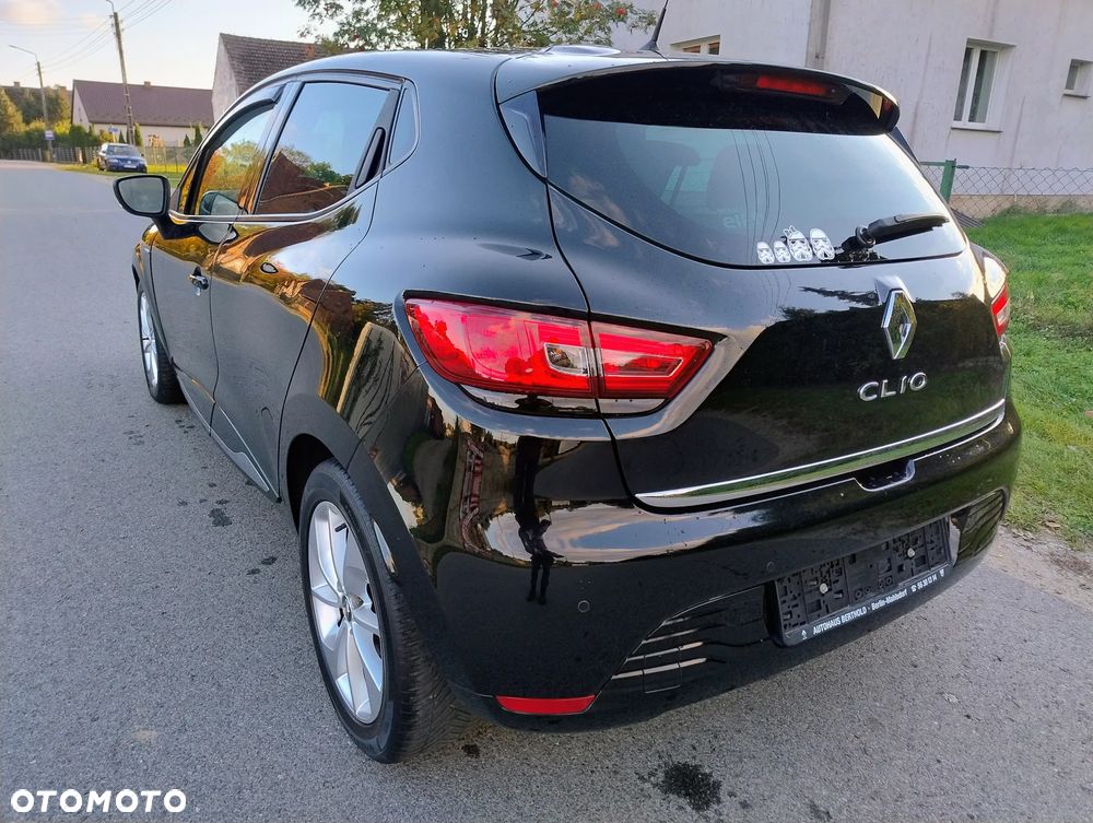 Renault Clio 1.2 16V 75 Limited - 30