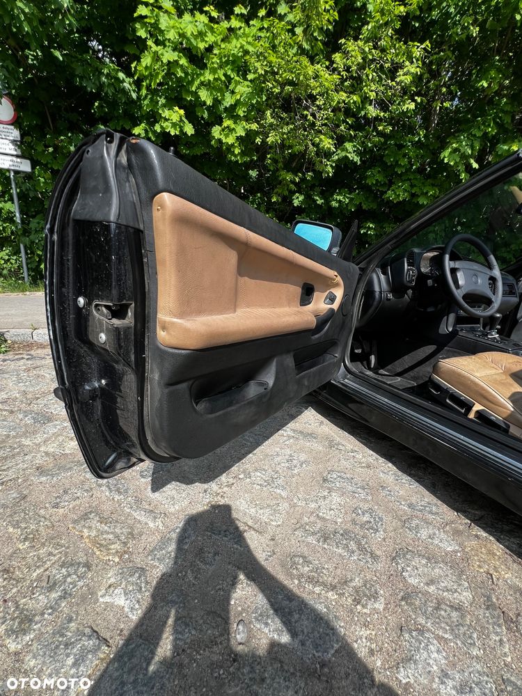 BMW Seria 3 325i - 17