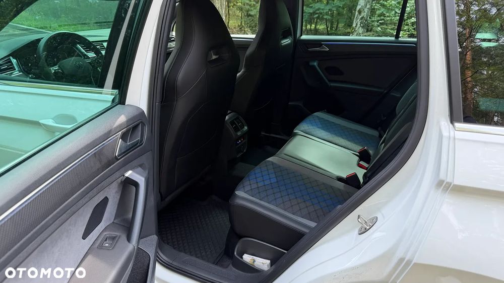 Volkswagen Tiguan - 13
