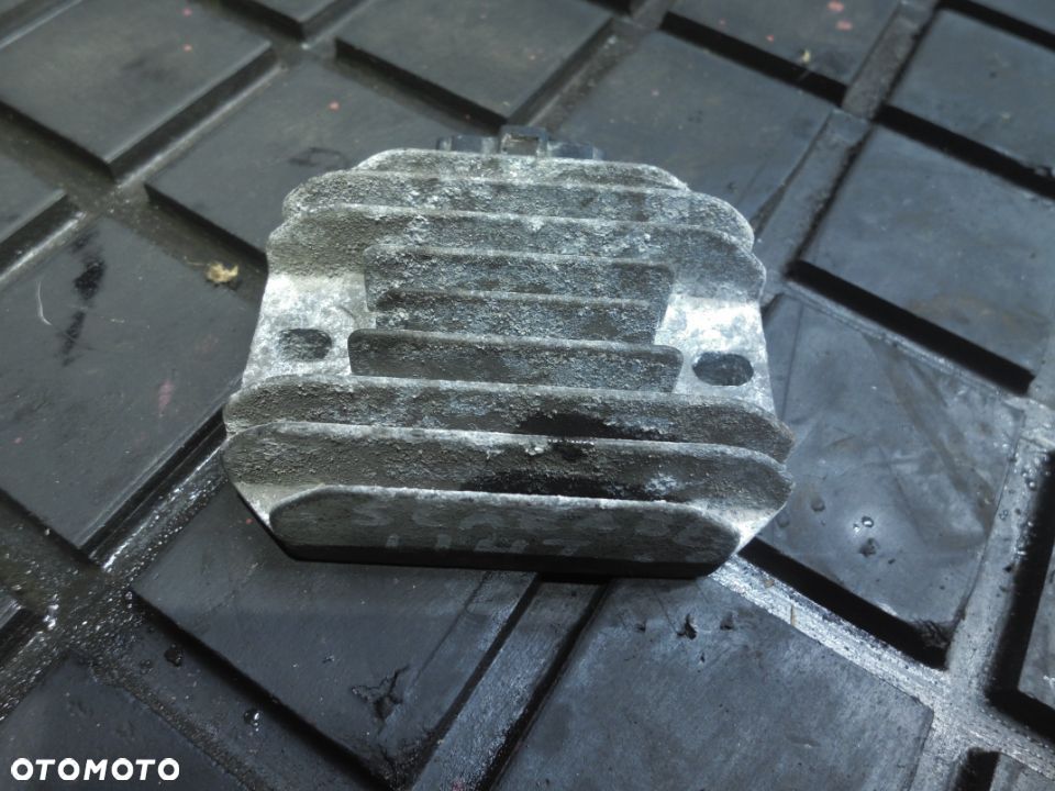 APRILIA SCARABEO LIGHT 5107 REGULATOR NAPIĘCIA - 1