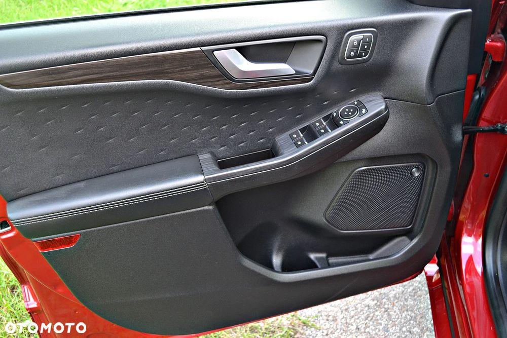 Ford Kuga 2.0 EcoBlue Hybrid VIGNALE - 25