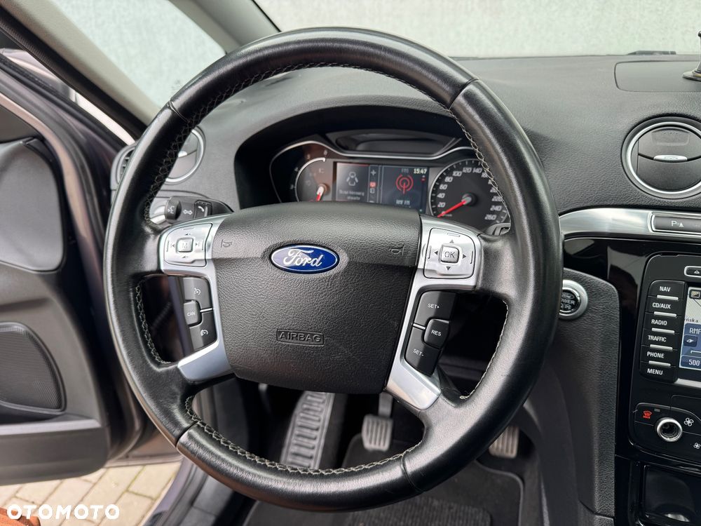 Ford S-Max 2.0 TDCi DPF Titanium - 27