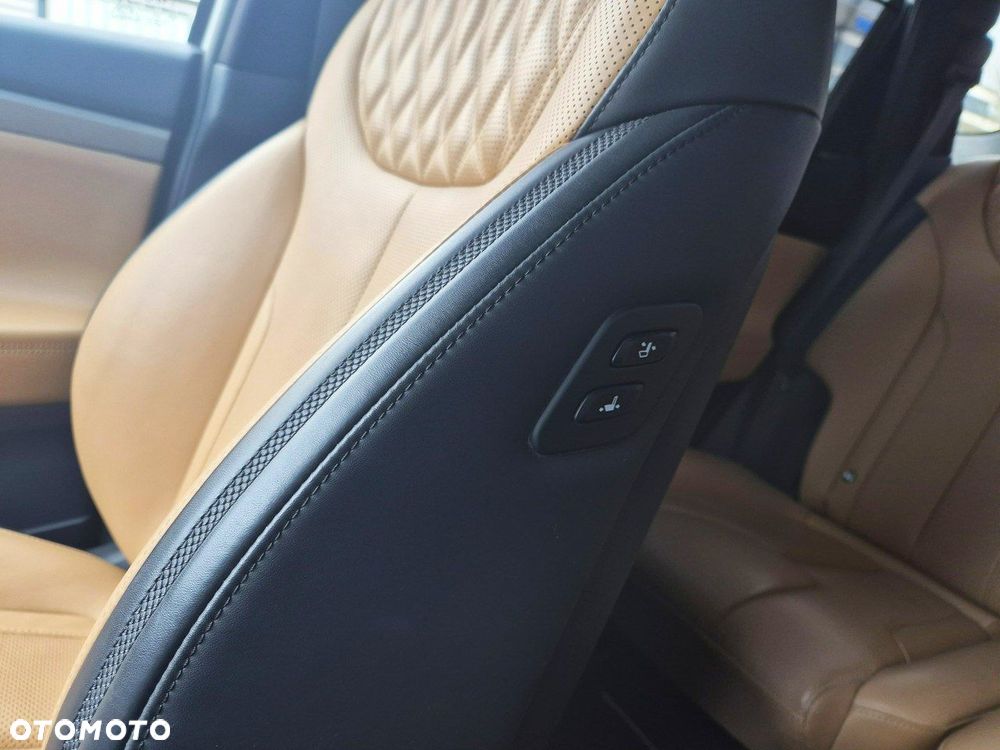 Hyundai Santa Fe 1.6 T-GDI HEV Platinum - 39