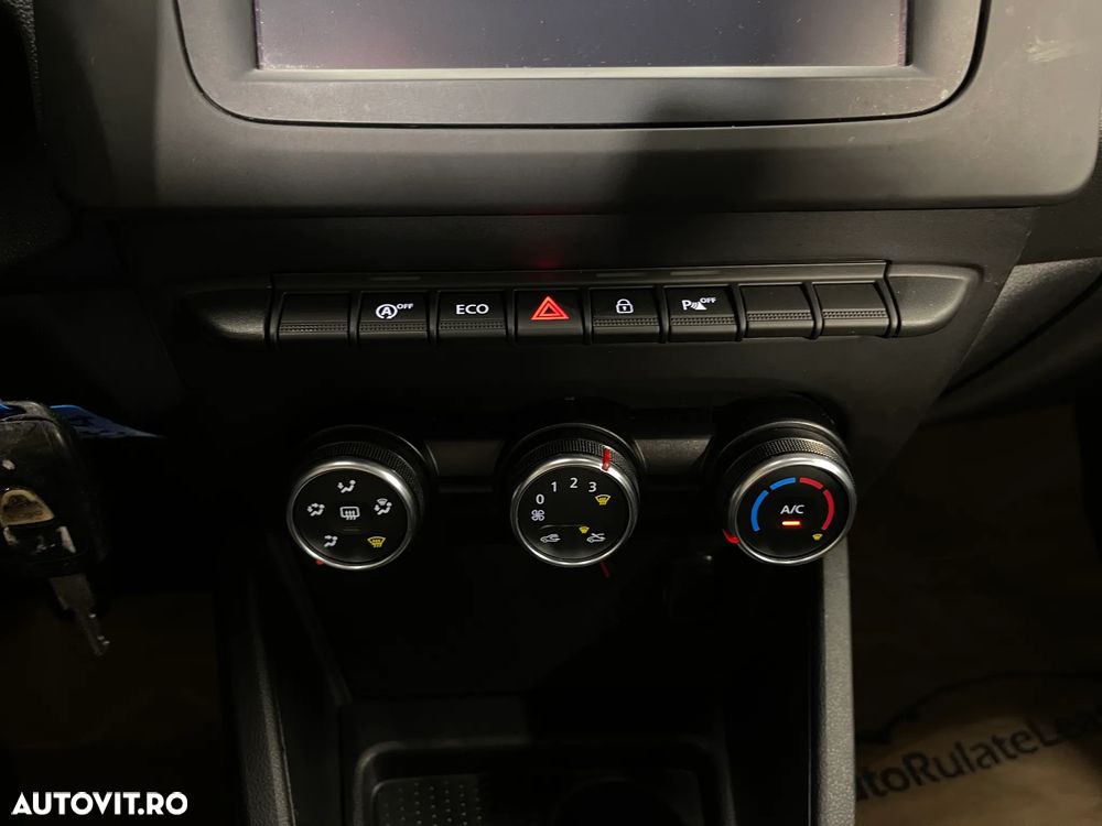 Dacia Duster 1.6 SCe Comfort - 17
