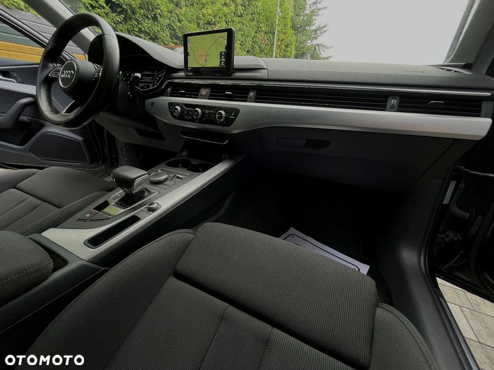 Audi A4 Avant 2.0 TDI S tronic - 17