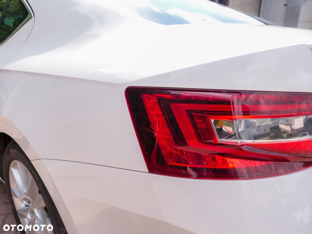 Skoda Superb 1.4 TSI ACT Ambition DSG - 13