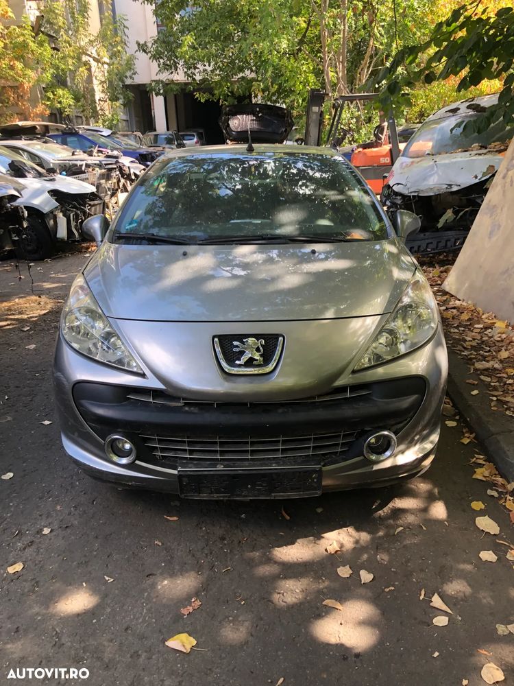 Dezmembrez Peugeot 207 CC GRI 2007 - 4
