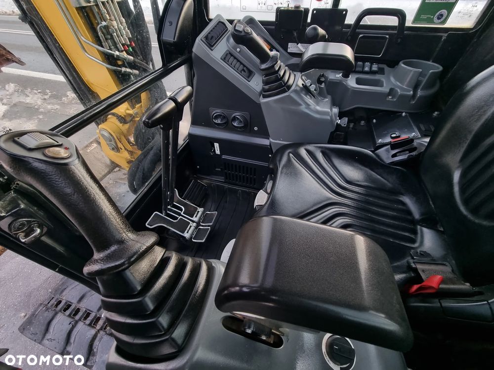 Yanmar VIO50-6B Koparka 5 ton jak Nowa z Salonu 2020 rok. tylko 2183mtg. Szybko-złącze Hydrauliczne! Yanmar silnik z Norwegii. DEKRA 2026rok AKTUALNA! Dokumentacja! Pompa ON. ani deka luzów i wycieków! OKAZJA Linia Hydr. Plus - 38
